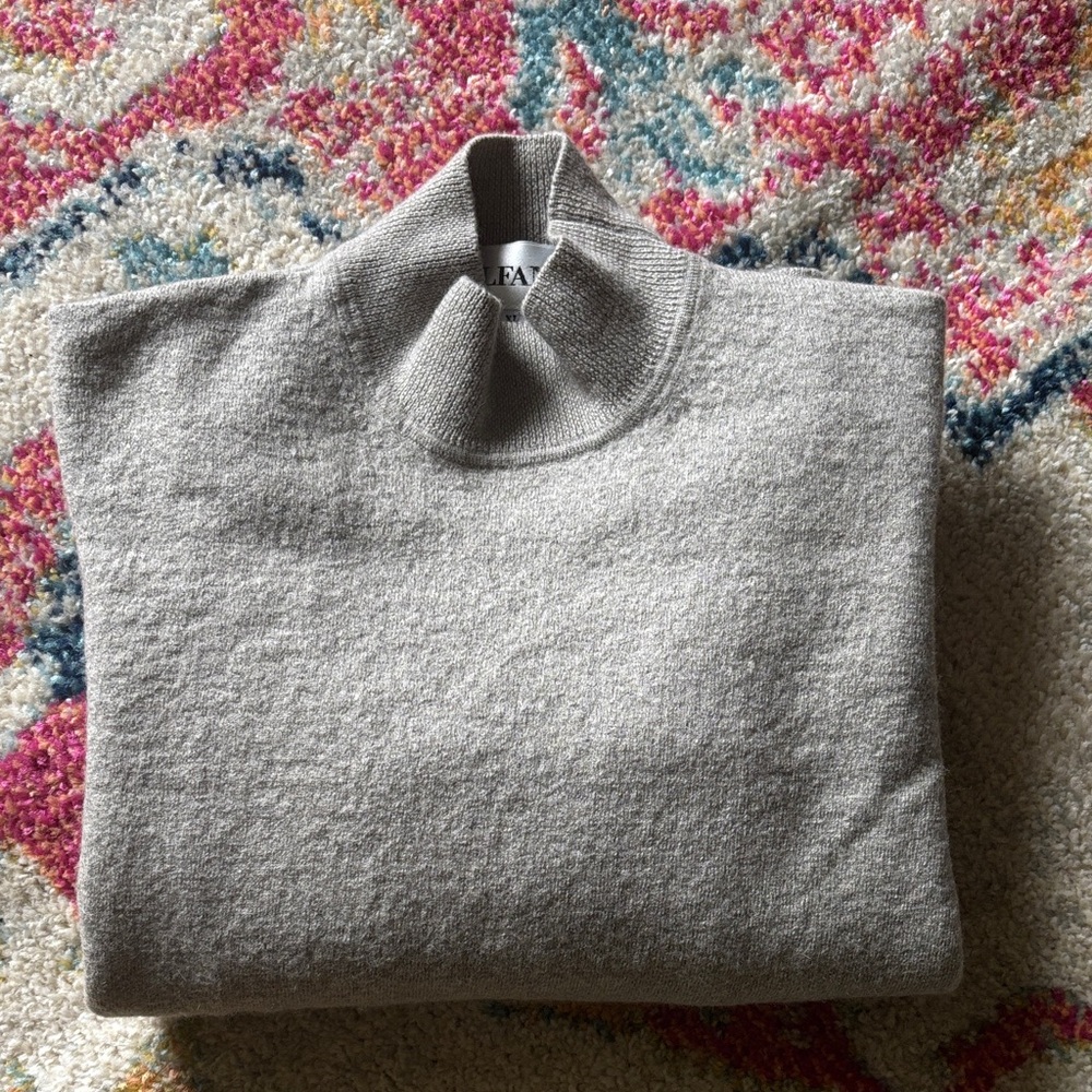 ALFANI 100% Merino Wool Mock Neck Sweater